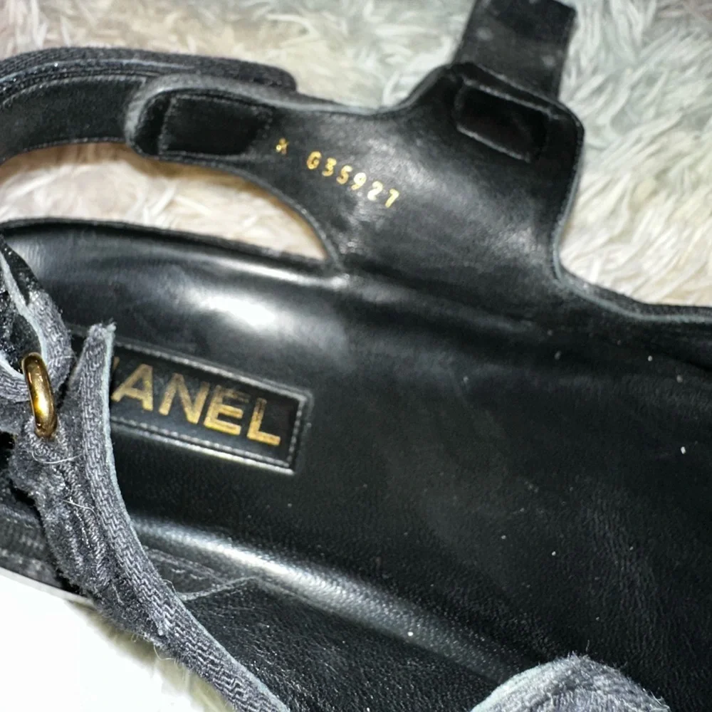 Authentic Chanel CC Logo Slingback Dad Sandals in Black Denim Size 39 - Picture 12 of 16